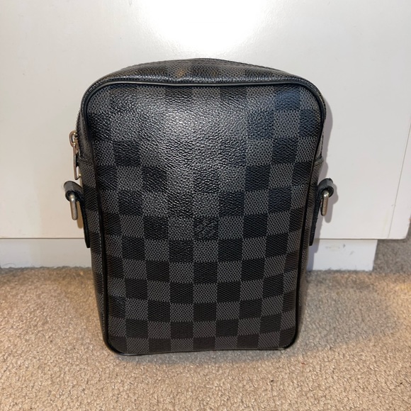 Louis Vuitton Black Crossbody - Picture 2 of 11